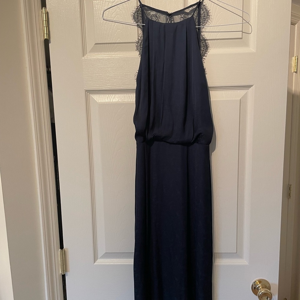 Stunning dress Size small. Perfect for cocktails, weddings, NYE and more